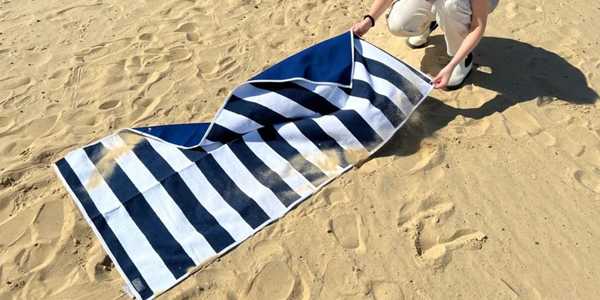 8 Best Beach Towels For Sand Free Sunbathing And Quick Drying